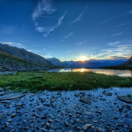 Apartment In With Garden *