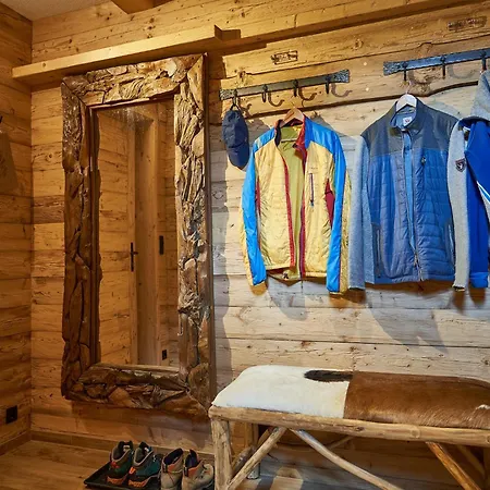 Apartment In With Garden