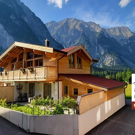 In With Garden * Leutasch